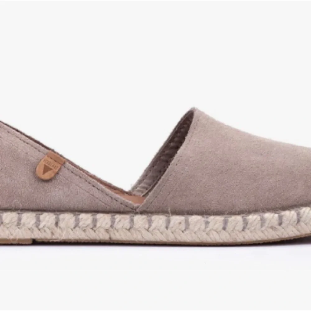 Elegant Taupe Espadrilles for Women